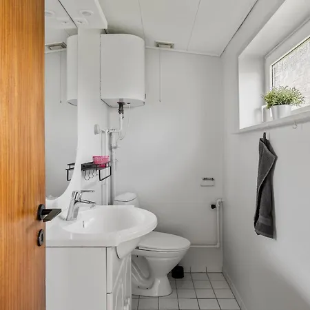 Feriehus In With Kitchen Broager